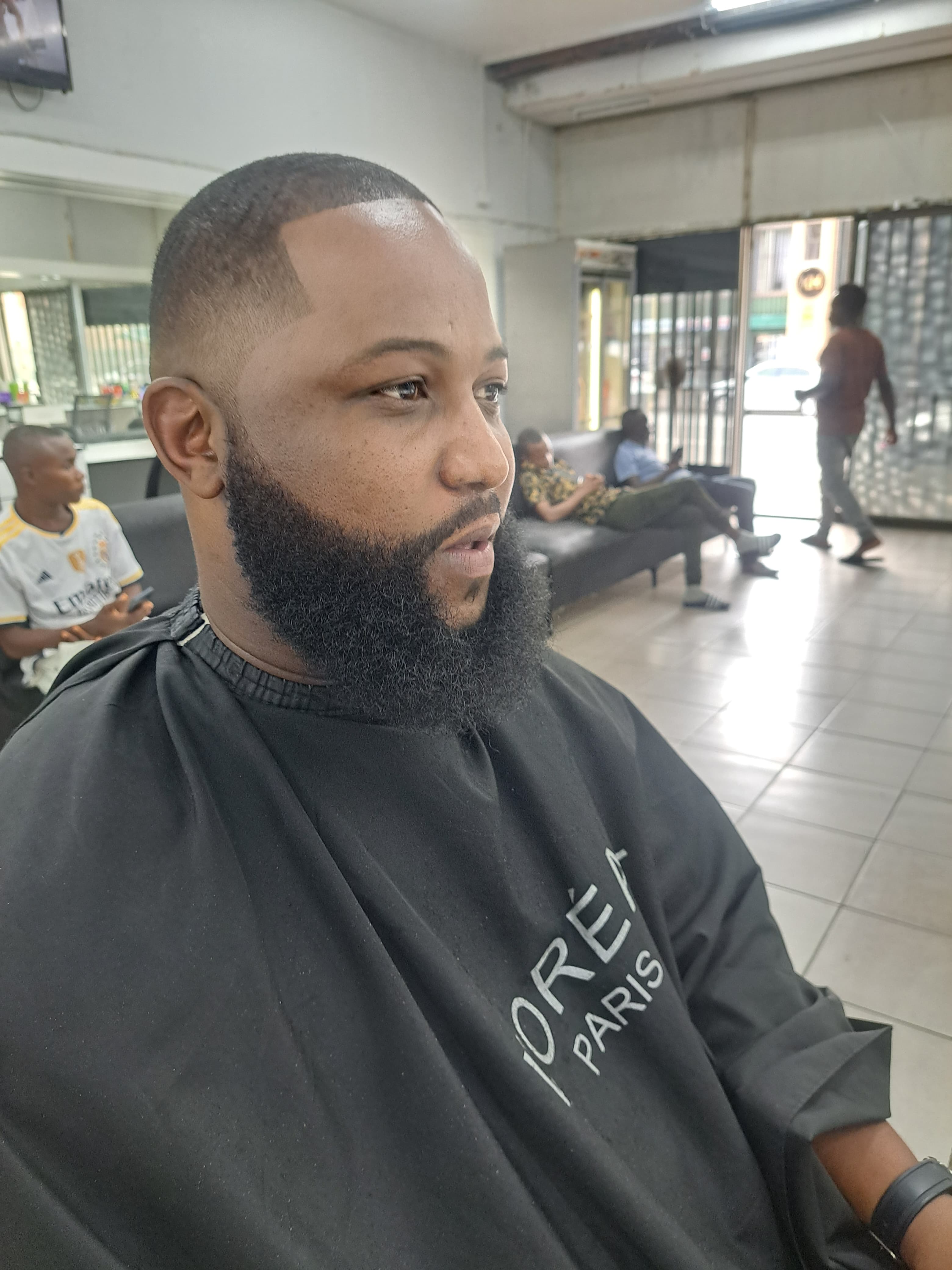 Jombas Professional Barbershope